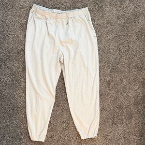 Vuori Women's Cream Joggers